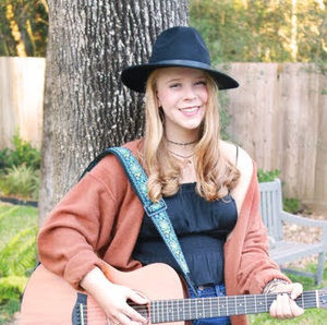 Meet your Posher, Ellie